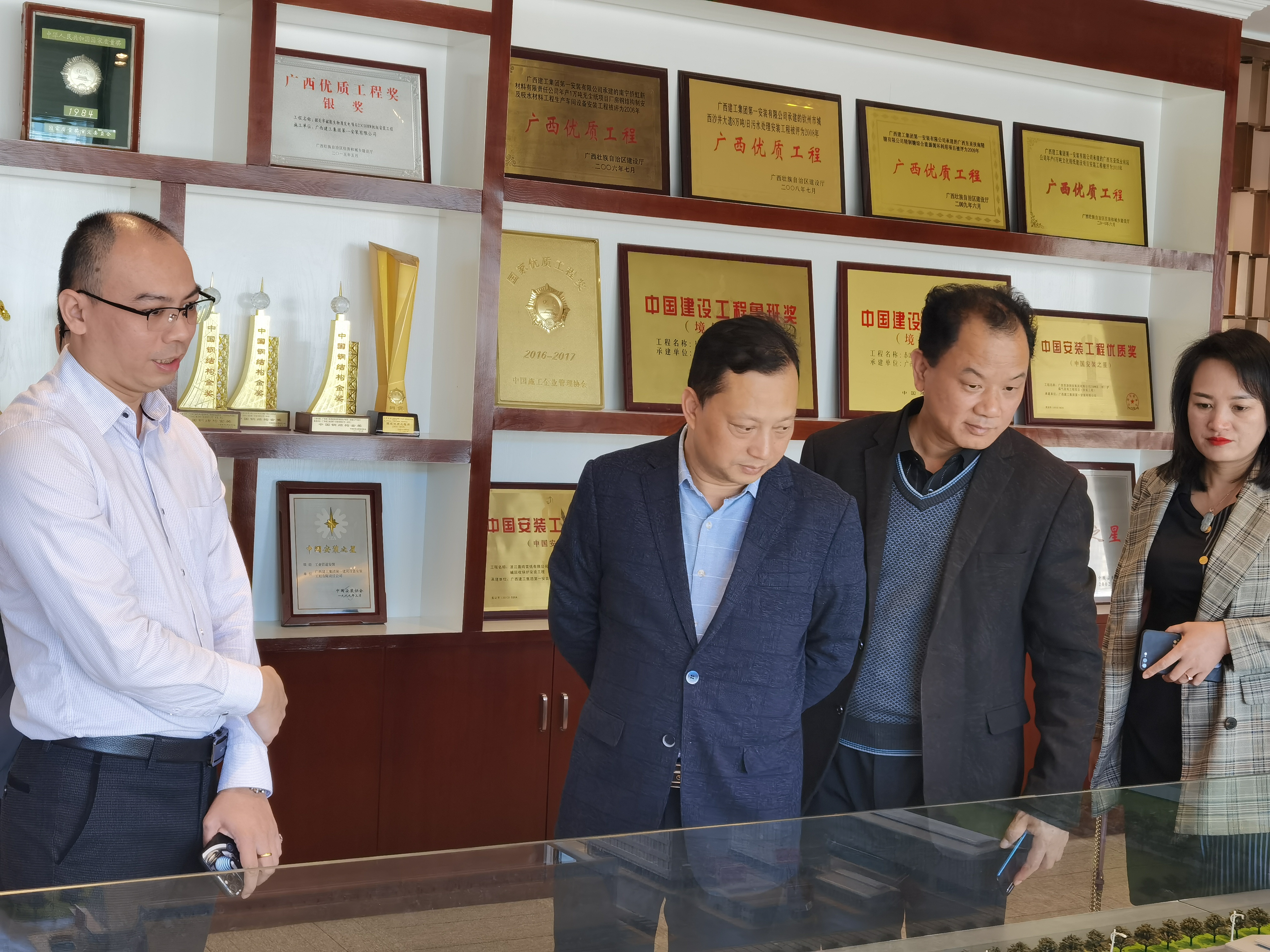 民企牽手國(guó)企-南寧維一與廣西建工集團(tuán)合作